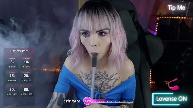 Snapshot of Kerry_Kirk chatting on November 2025 09:06:01 PM Kerry Kirk online show from November 2025 09:06:01 PM