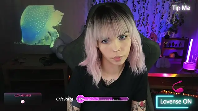 Kerry Kirk online show from April 2026 09:48:02 PM