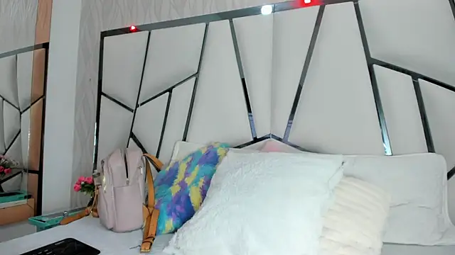 Snapshot of _aurora18_ chatting on January 2026 03:11:02 AM aurora18 online show from January 2026 03:11:02 AM