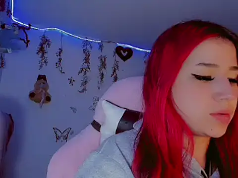 madisonx17 online show from January 2025 02:37:01 AM