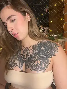 ValerieHilton online show from December 2024 11:24:02 PM