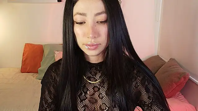 lilyy evanss online show from March 2026 10:20:01 PM