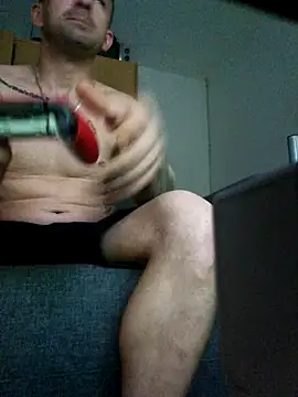 Snapshot of magicSeX4You chatting on December 2025 10:38:02 PM magicSeX4You online show from December 2025 10:38:02 PM