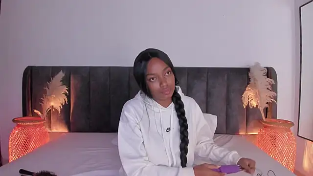 Snapshot of Martina_jackson_15 chatting on March 2025 05:07:01 AM Martina jackson 15 online show from March 2025 05:07:01 AM