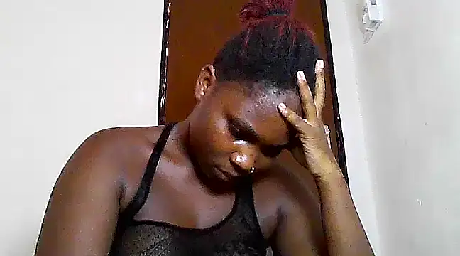 Snapshot of SexyKimberly23 chatting on February 2025 04:51:02 AM SexyKimberly23 online show from February 2025 04:51:02 AM