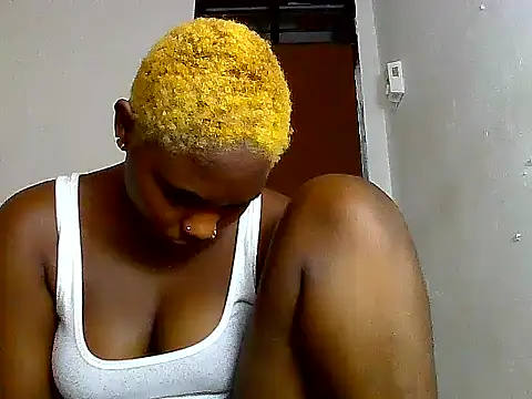 Snapshot of SexyKimberly23 chatting on October 2025 07:19:02 AM SexyKimberly23 online show from October 2025 07:19:02 AM