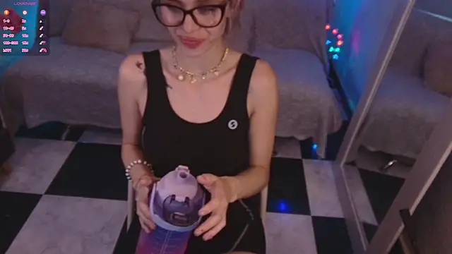 Lucy Princes online show from May 2026 12:55:02 PM