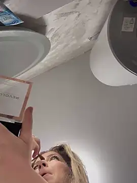 Snapshot of SonyaD_ chatting on December 2024 05:48:02 AM SonyaD online show from December 2024 05:48:02 AM