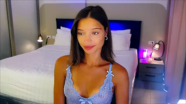 wow Mia online show from February 2025 02:33:02 AM