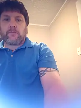 Snapshot of Buddy_Cuck chatting on October 2025 08:10:01 PM Buddy Cuck online show from October 2025 08:10:01 PM