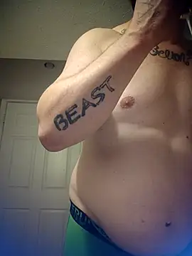 Snapshot of Buddy_Cuck chatting on November 2025 07:08:01 AM Buddy Cuck online show from November 2025 07:08:01 AM