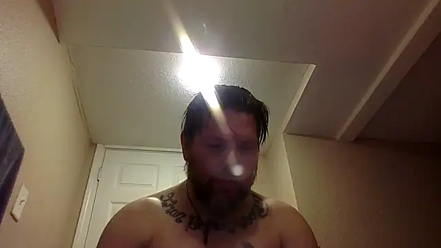 Snapshot of Buddy_Cuck chatting on February 2026 11:23:01 PM Buddy Cuck online show from February 2026 11:23:01 PM