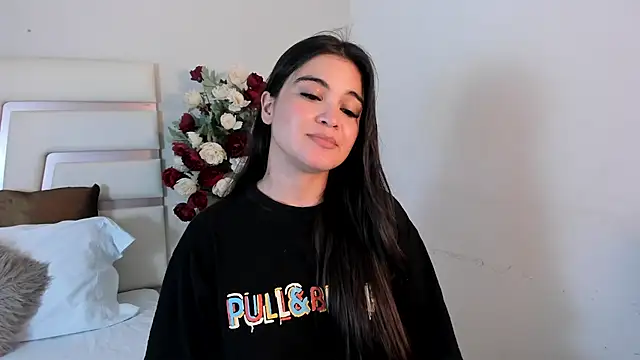 CamilaSofiia online show from March 2025 07:35:01 PM