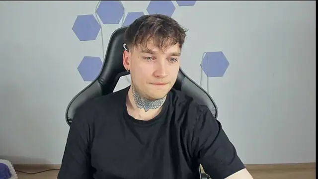 Chris Tyson online show from December 2024 01:22:01 AM