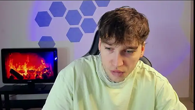 Chris Tyson online show from February 2025 08:58:01 PM