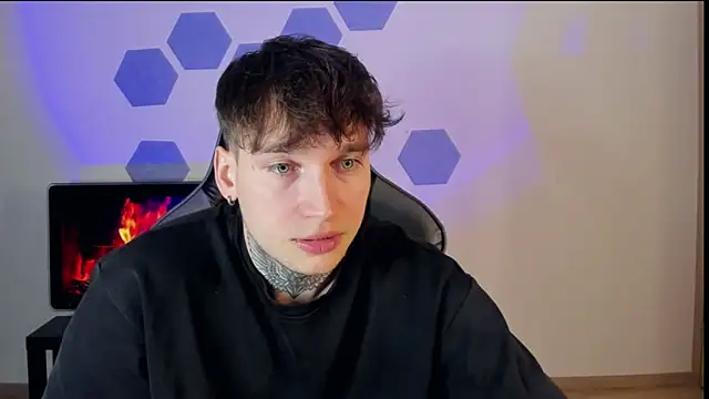 Chris Tyson online show from March 2025 01:16:02 AM