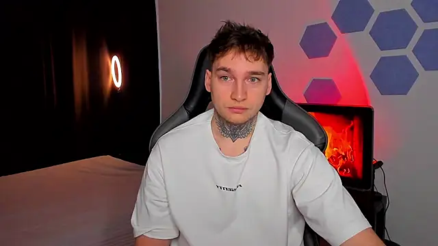 Chris Tyson online show from November 2025 06:15:01 AM