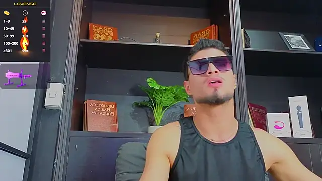 EdwardRoss  online show from September 2025 06:58:02 AM