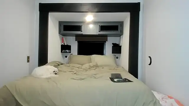 Snapshot of Persiasparadise chatting on December 2025 02:06:01 AM Persiasparadise online show from December 2025 02:06:01 AM