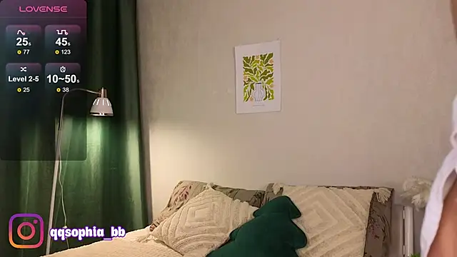 Snapshot of ErinLewist chatting on March 2025 01:13:01 AM ErinLewist online show from March 2025 01:13:01 AM