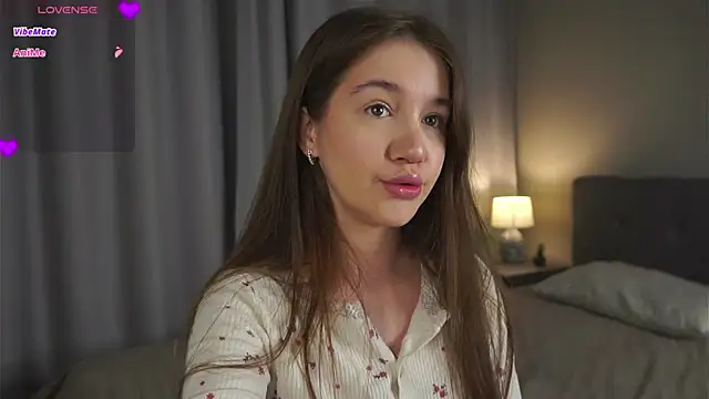 AmiLewis online show from January 2025 01:04:02 AM