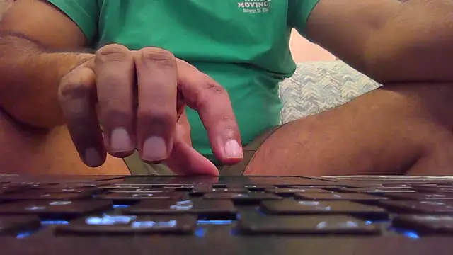 Snapshot of deltaforce1987 chatting on December 2024 01:48:02 AM deltaforce1987 online show from December 2024 01:48:02 AM