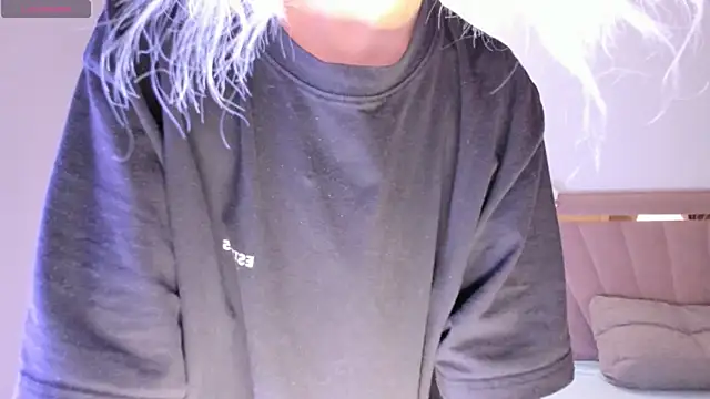 Snapshot of heemia chatting on December 2024 10:41:01 AM heemia online show from December 2024 10:41:01 AM