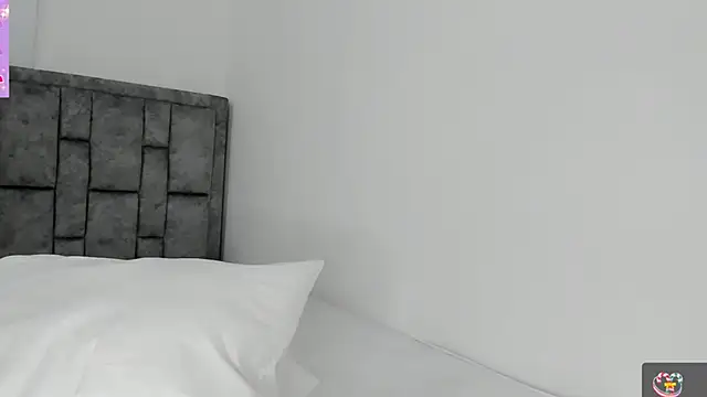 Loren moreno online show from December 2024 06:45:01 PM