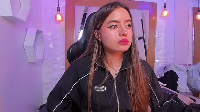 ary cooper  online show from October 2025 12:42:02 PM