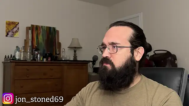 Snapshot of Seraph_De_La_Luna chatting on February 2026 04:19:02 AM Seraph De La Luna online show from February 2026 04:19:02 AM