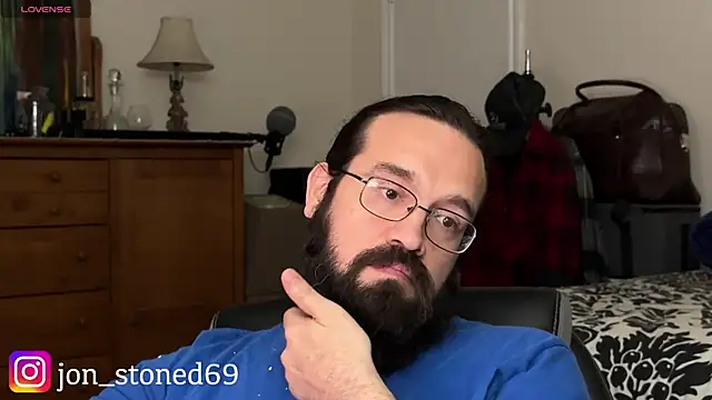 Snapshot of Seraph_De_La_Luna chatting on February 2026 04:31:02 AM Seraph De La Luna online show from February 2026 04:31:02 AM