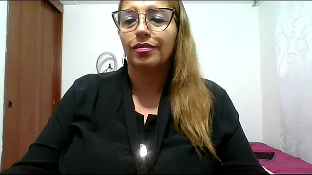 RossanaLionheart online show from March 2025 11:22:01 PM