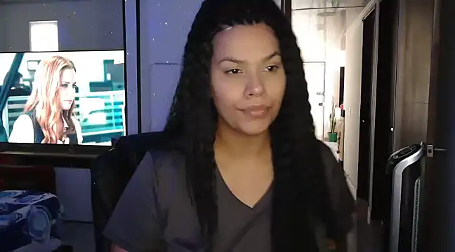 CarolinaRincon online show from December 2024 09:31:02 PM