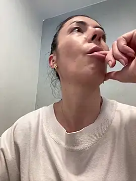 eveangelll online show from March 2025 11:08:01 AM