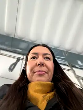 eveangelll online show from November 2025 08:31:01 AM