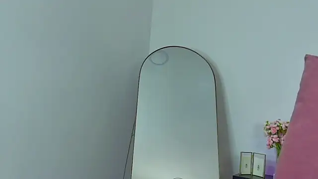 TootsieGirls online show from December 2024 09:57:01 PM