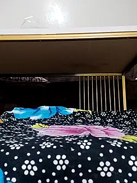 Snapshot of pearl7979 chatting on February 2025 09:54:01 PM pearl7979 online show from February 2025 09:54:01 PM