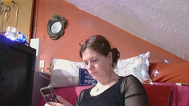 Snapshot of lanax chatting on March 2025 12:23:02 PM lanax online show from March 2025 12:23:02 PM