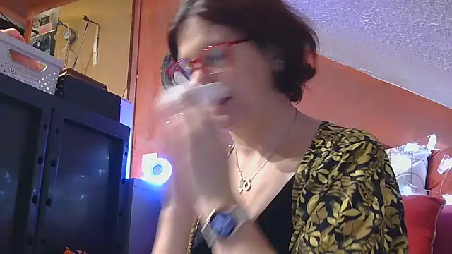 Snapshot of lanax chatting on November 2025 01:10:01 PM lanax online show from November 2025 01:10:01 PM