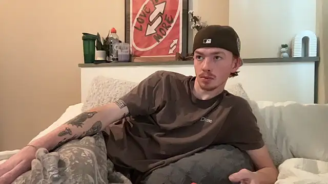 younghungginger online show from December 2024 06:52:02 PM