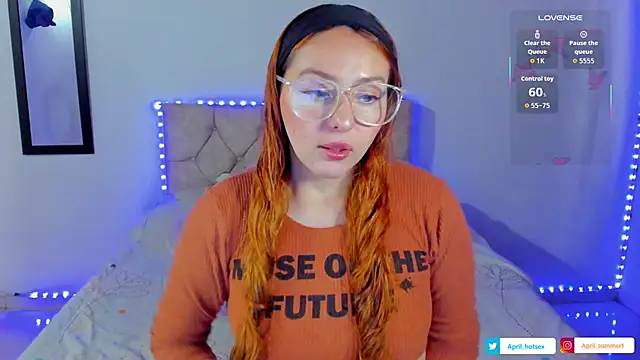 Snapshot of April_sommer1 chatting on September 2025 11:43:01 AM April sommer1 online show from September 2025 11:43:01 AM