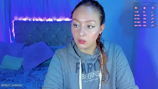 Snapshot of April_sommer1 chatting on November 2025 08:58:02 AM April sommer1 online show from November 2025 08:58:02 AM