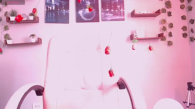 Snapshot of macey_elliot_ chatting on March 2025 02:01:02 PM macey elliot online show from March 2025 02:01:02 PM