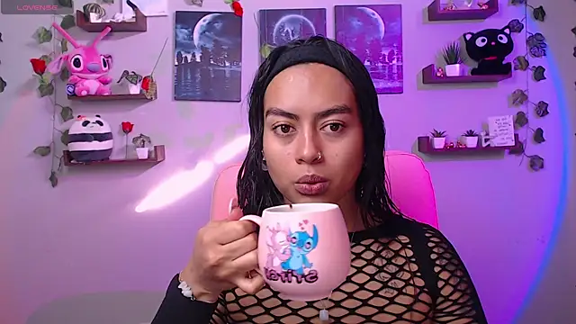 Snapshot of macey_elliot_ chatting on March 2025 12:50:02 PM macey elliot online show from March 2025 12:50:02 PM