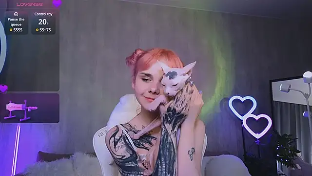 Snapshot of Britney_Lynch chatting on March 2025 01:09:02 AM Britney Lynch online show from March 2025 01:09:02 AM