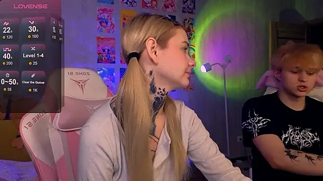 Britney Lynch online show from February 2026 08:05:01 PM