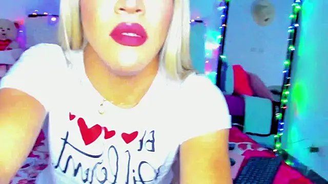 Snapshot of Candy_Candy__ chatting on December 2024 01:23:01 AM Candy Candy online show from December 2024 01:23:01 AM