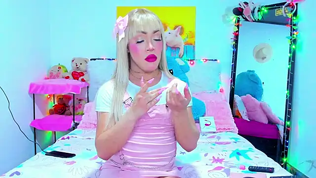 Snapshot of Candy_Candy__ chatting on November 2025 05:11:01 AM Candy Candy online show from November 2025 05:11:01 AM