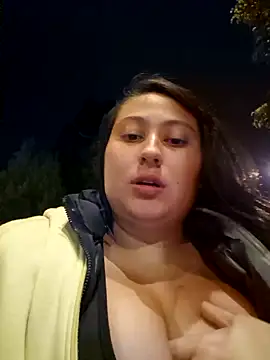 Snapshot of Celeem_ chatting on December 2024 04:11:01 AM Celeem online show from December 2024 04:11:01 AM