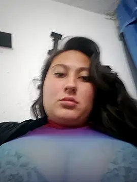 Snapshot of Celeem_ chatting on January 2025 03:47:01 AM Celeem online show from January 2025 03:47:01 AM